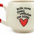PALTO TASARIM Eksik Olma Çünkü Varlığın Çok Güzel Krem Parlak Balon Kupa (Kırmızı Kulp) - Hediye Seramik Kupa 1